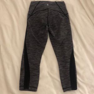 Lulu 3/4 crop leggings